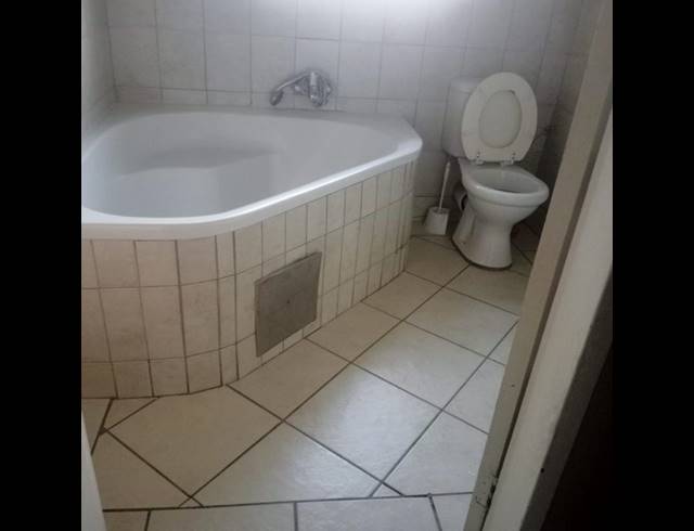 2 BEDROOM APARTMENT FOR SALE IN RUSTENBURG CENTRAL